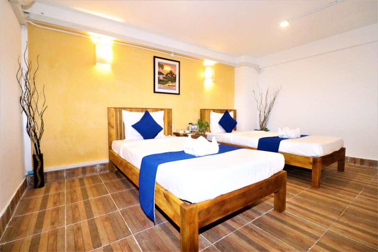 Grand Elevation Hotel Phnom Penh Exterior foto